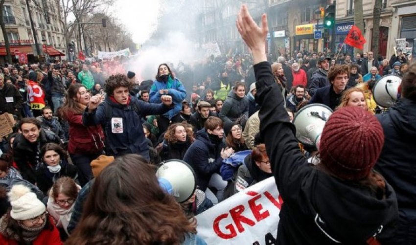 Again protests in France against pension reform